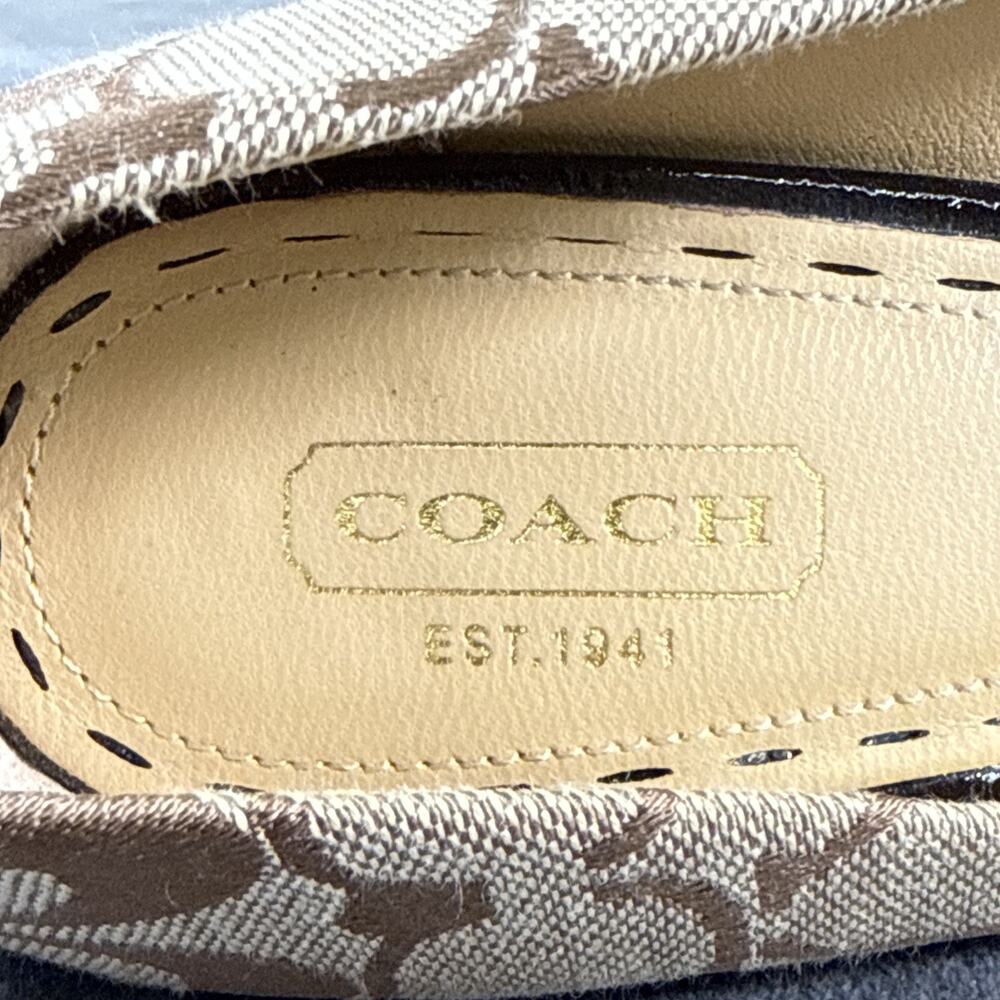 2pr. Coach Wanda Monogram Beige & Black Heel Pumps Women's Size 9B Bnfts Charity - Picture 11 of 16